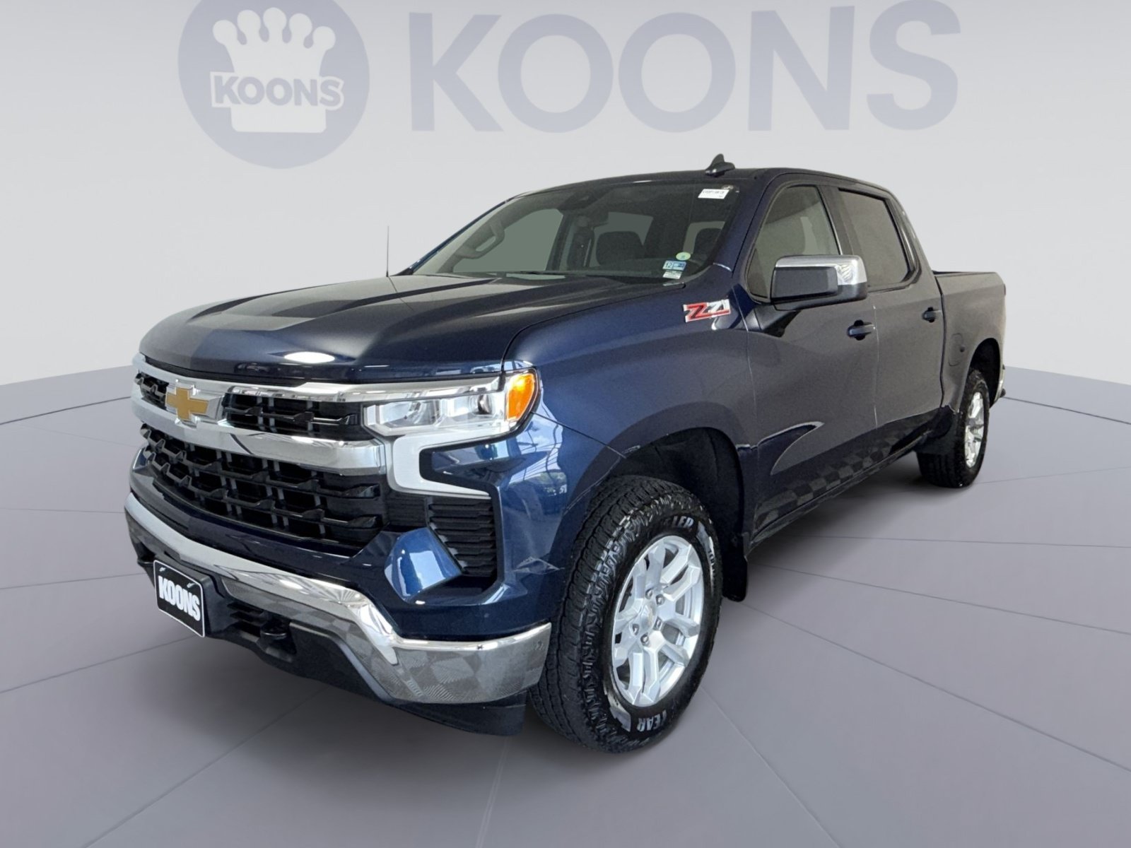 Used 2023 Chevrolet Silverado 1500 LT AWD/4WD image 1
