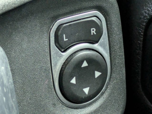 Used 2018 Jeep Wrangler Unlimited Sport S AWD/4WD image 23