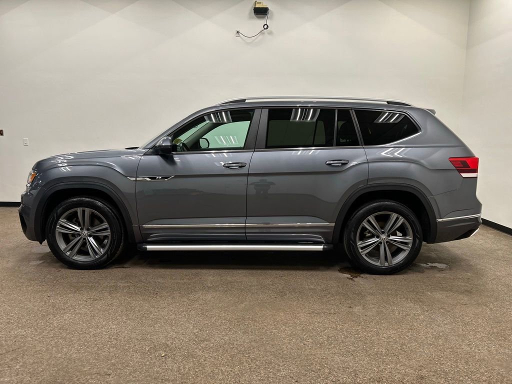 Used 2019 Volkswagen Atlas SEL R-Line image 2