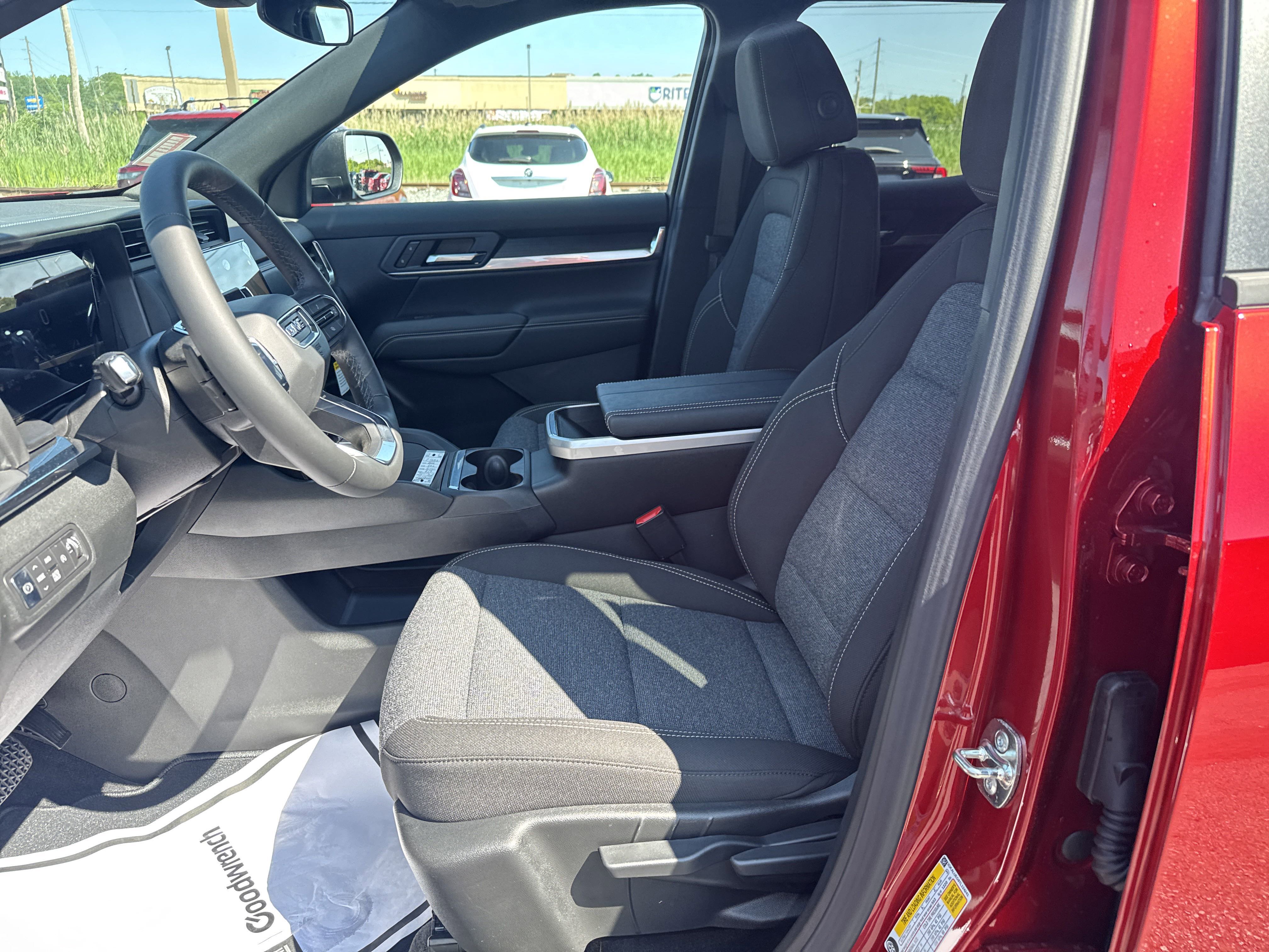 New 2026 GMC Terrain Elevation image 12