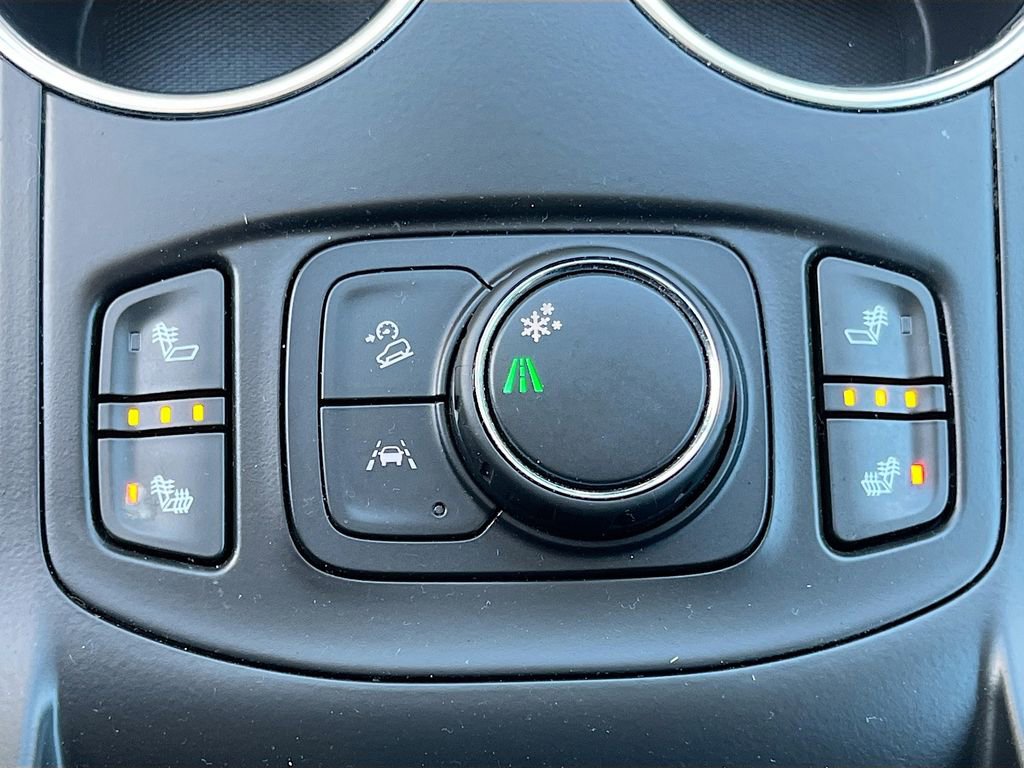 Used 2023 GMC Terrain SLT image 19