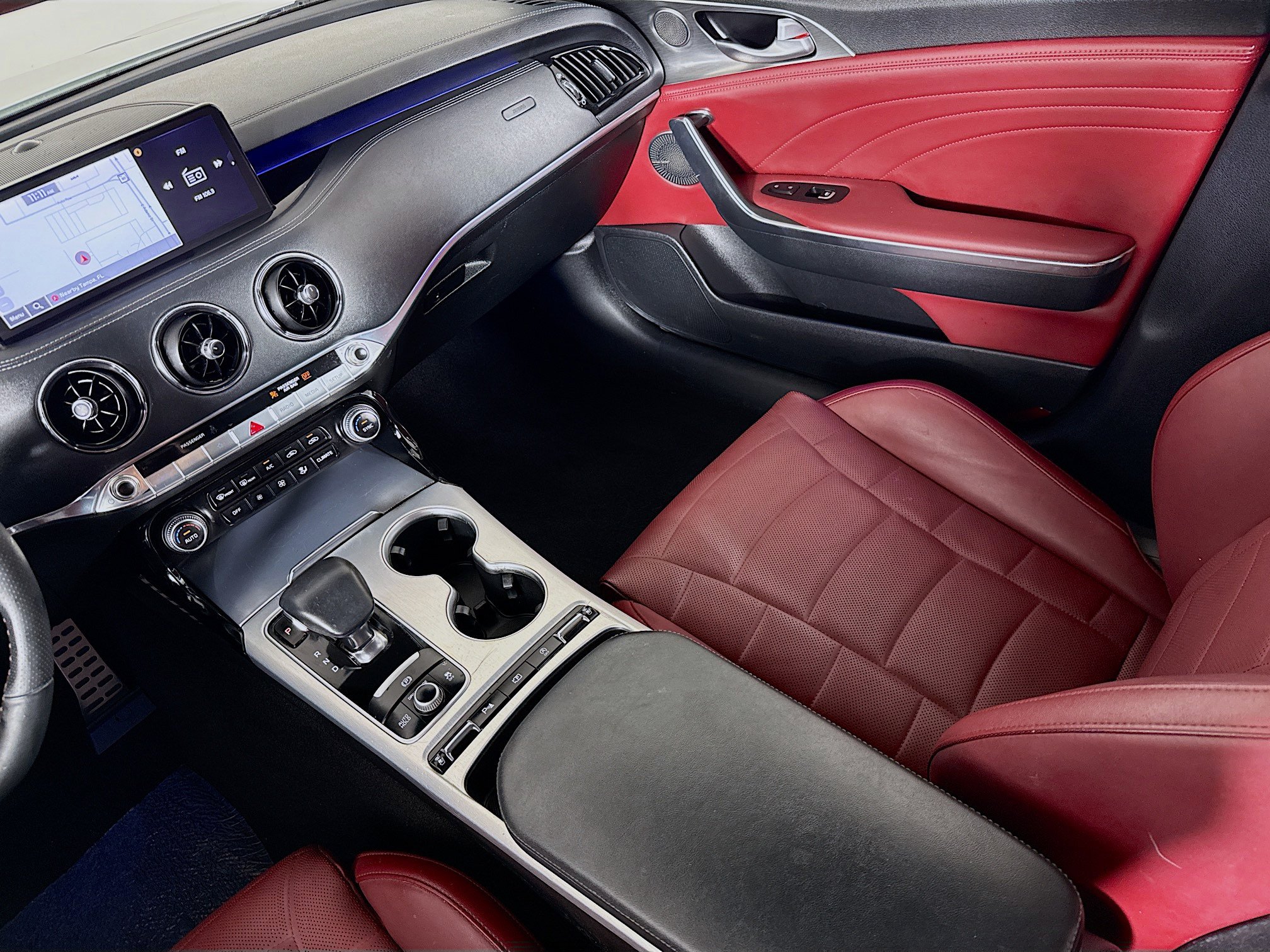 Used 2023 Kia Stinger GT2 w/ Red Interior Color Package RWD image 29