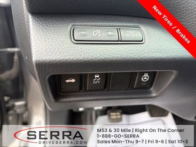 Used 2017 Nissan Altima 2.5 SL FWD image 19