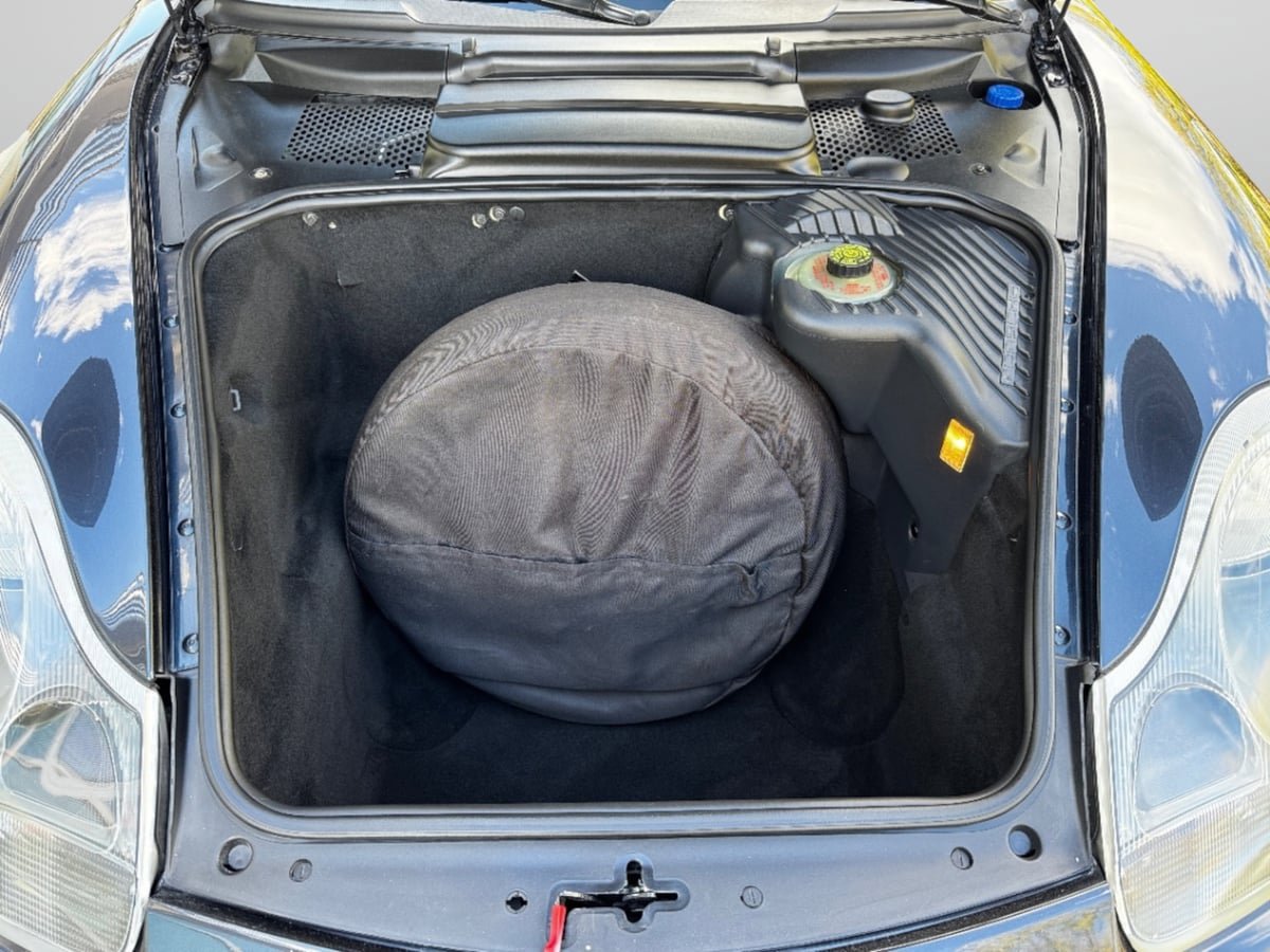 Used 2004 Porsche Boxster RWD image 13