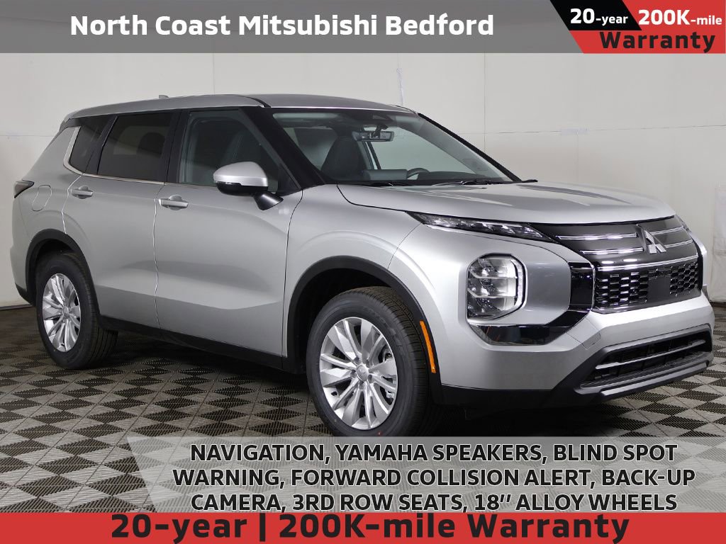 New 2026 Mitsubishi Outlander ES FWD image 1