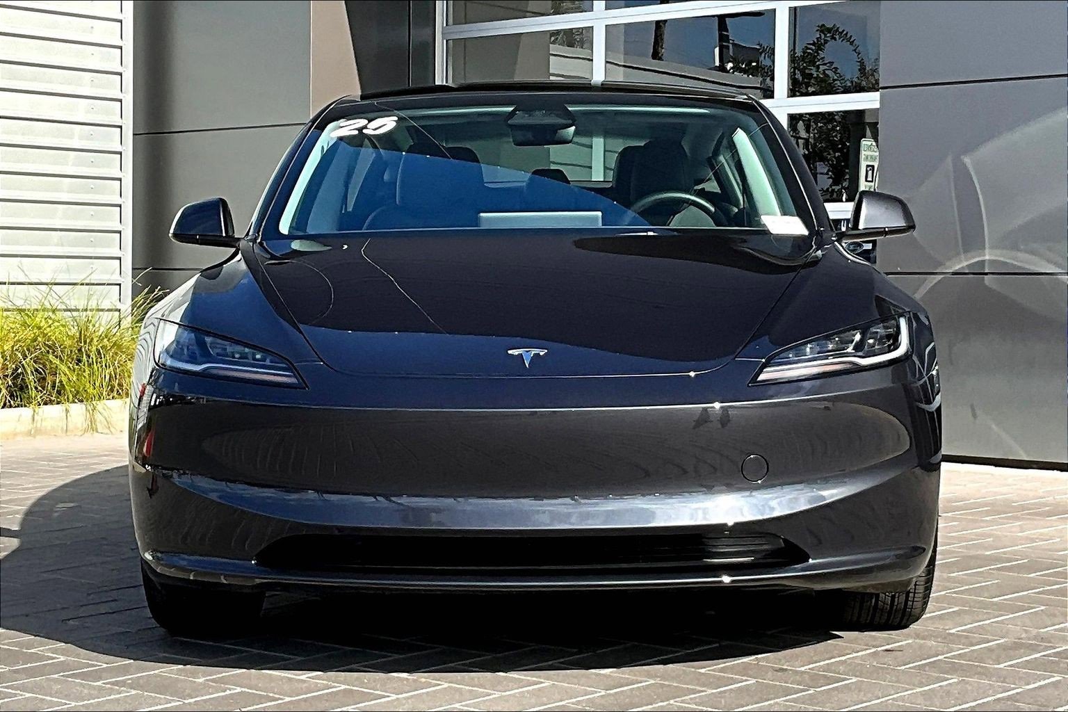 Used 2025 Tesla Model 3 Long Range image 2