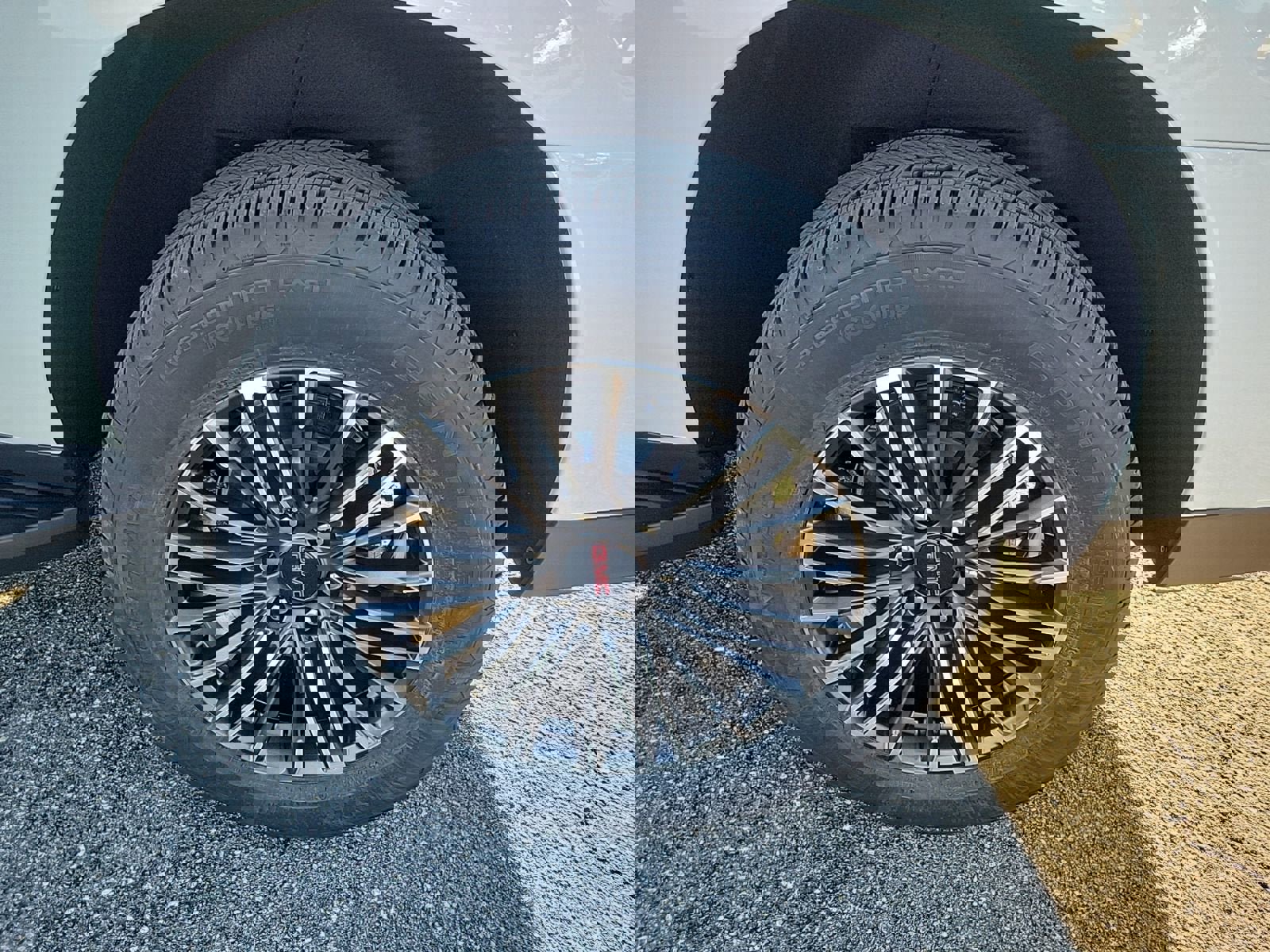 New 2026 GMC Yukon XL Elevation w/ Elevation Premium Package image 8