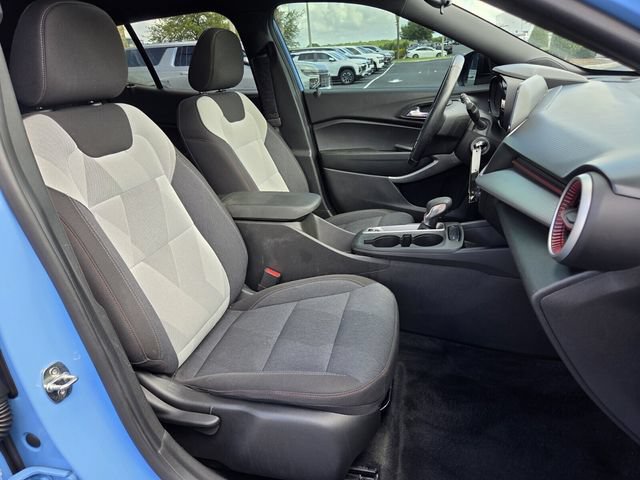 Certified 2024 Chevrolet Trax RS w/ Sunroof Package FWD image 16