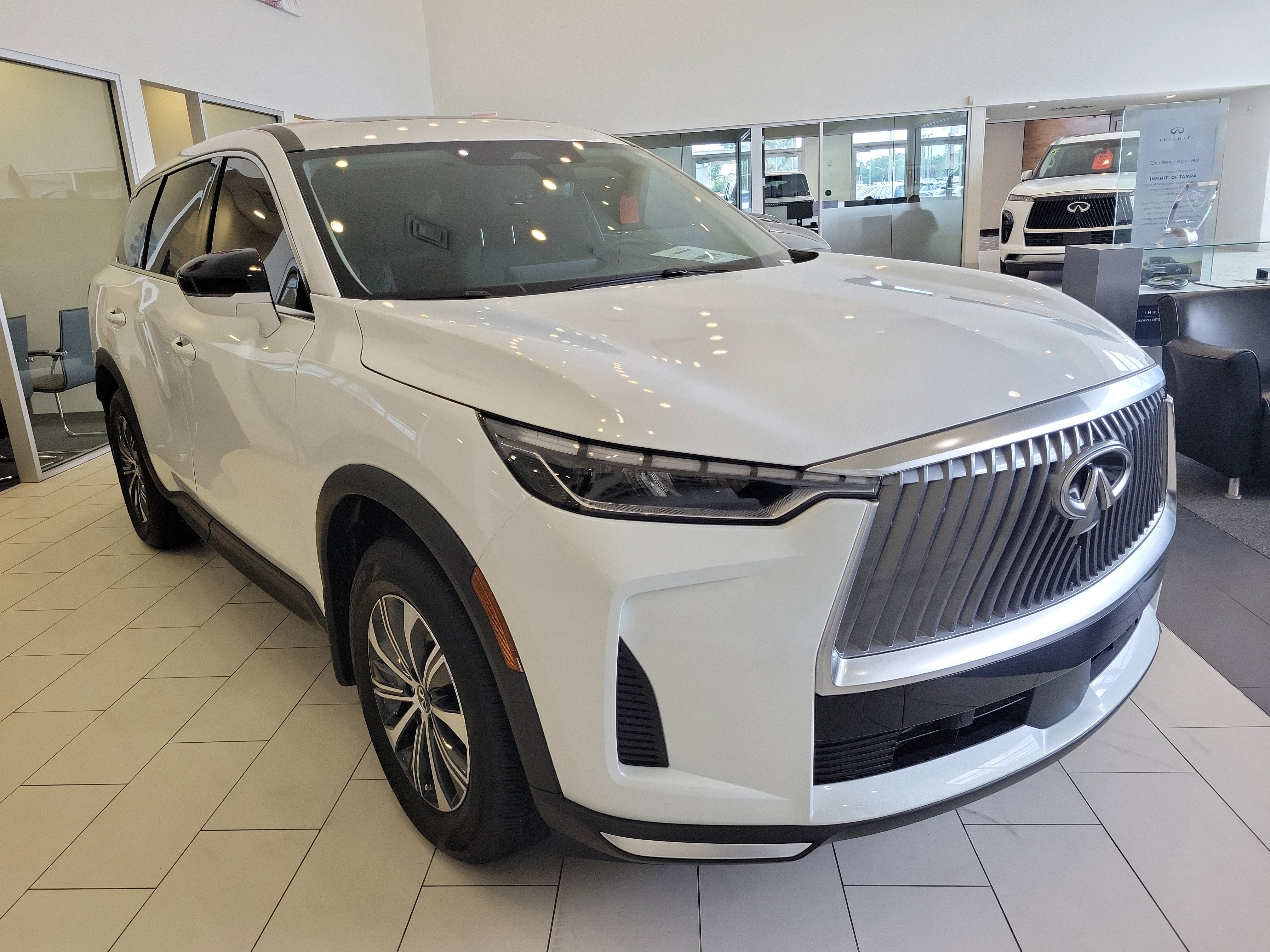 New 2026 INFINITI QX60 Pure w/ Cargo Package FWD image 2