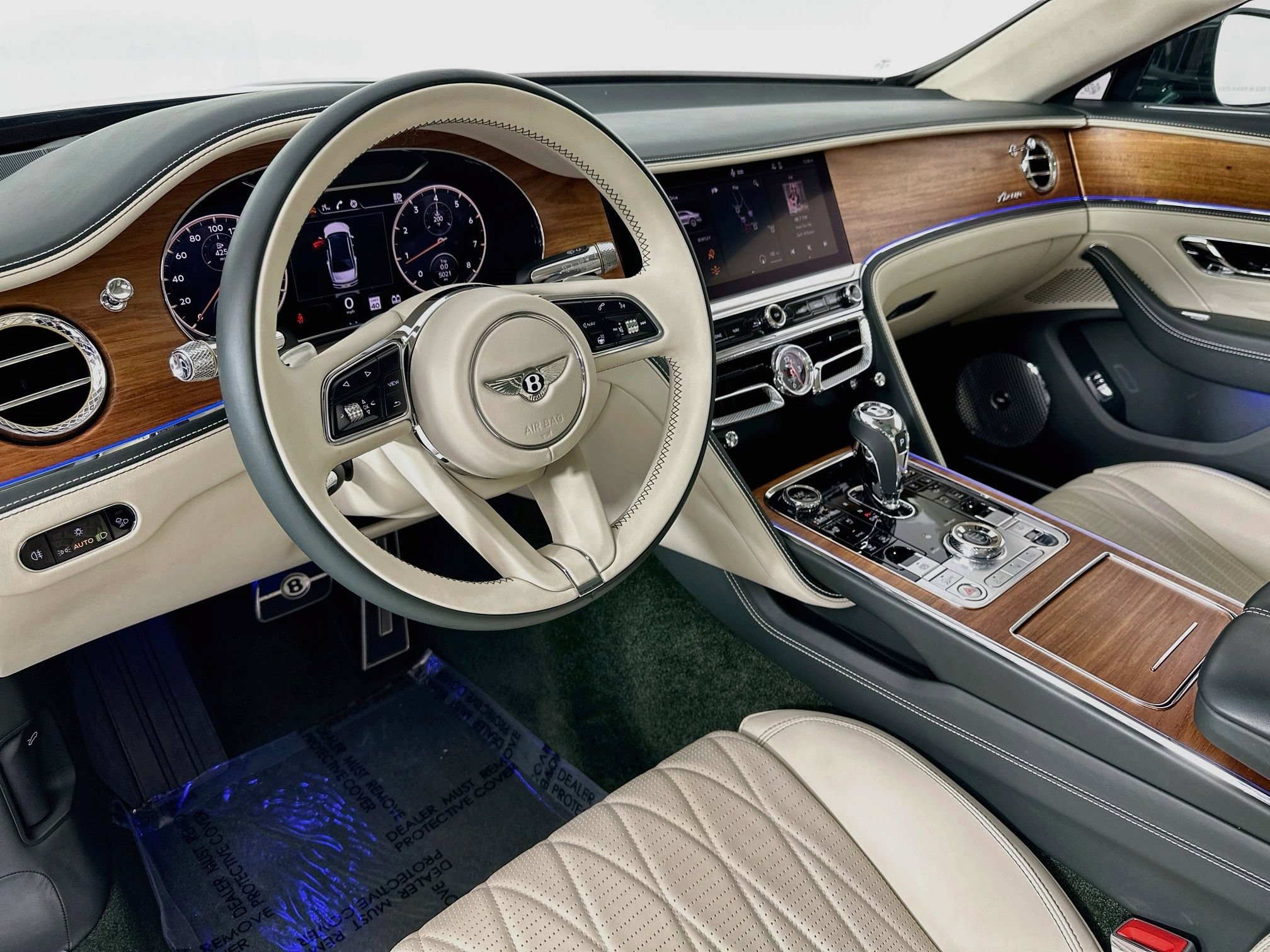 Certified 2024 Bentley Flying Spur Azure AWD/4WD image 12