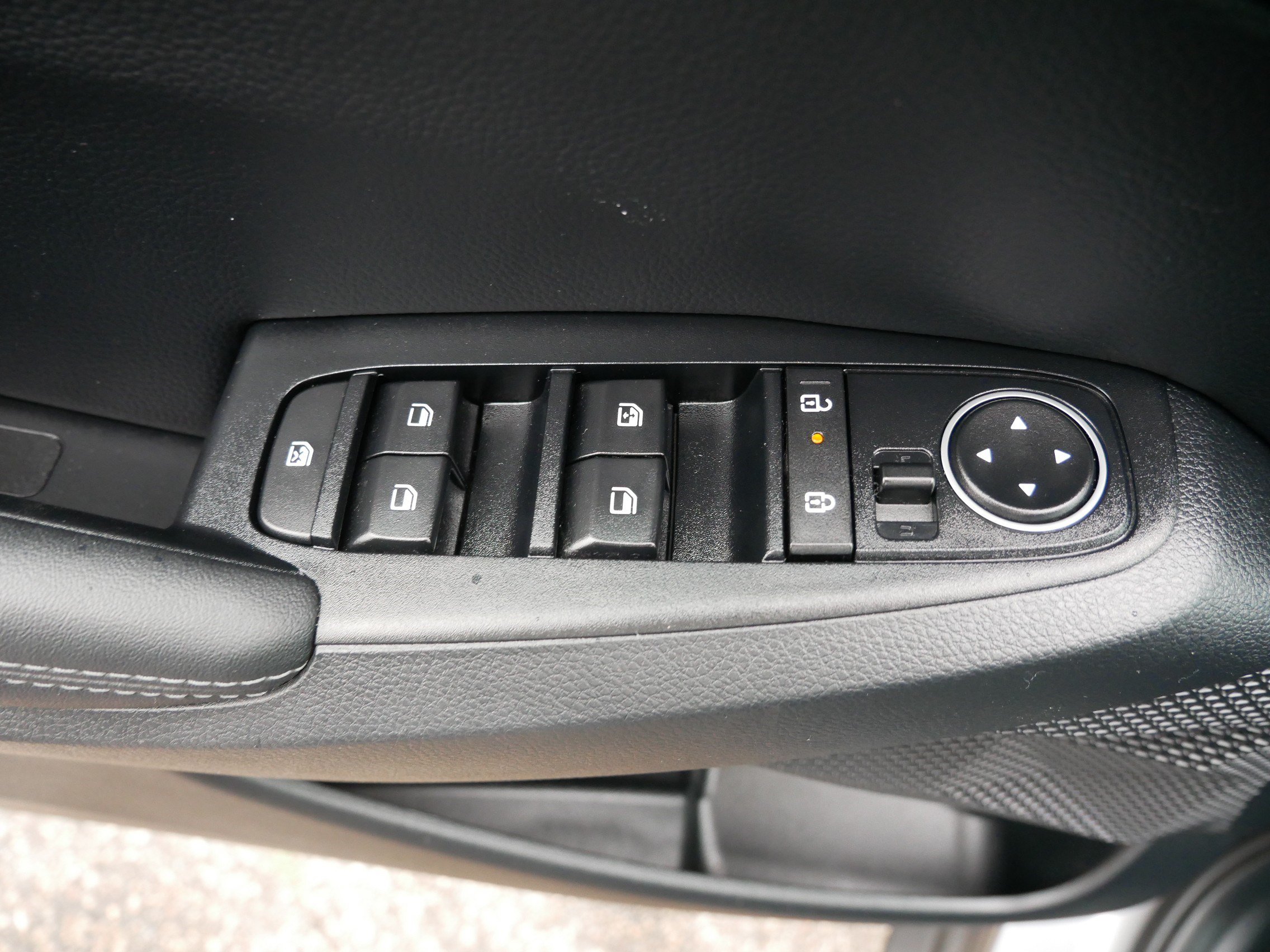 Used 2024 Kia Seltos EX AWD/4WD image 20