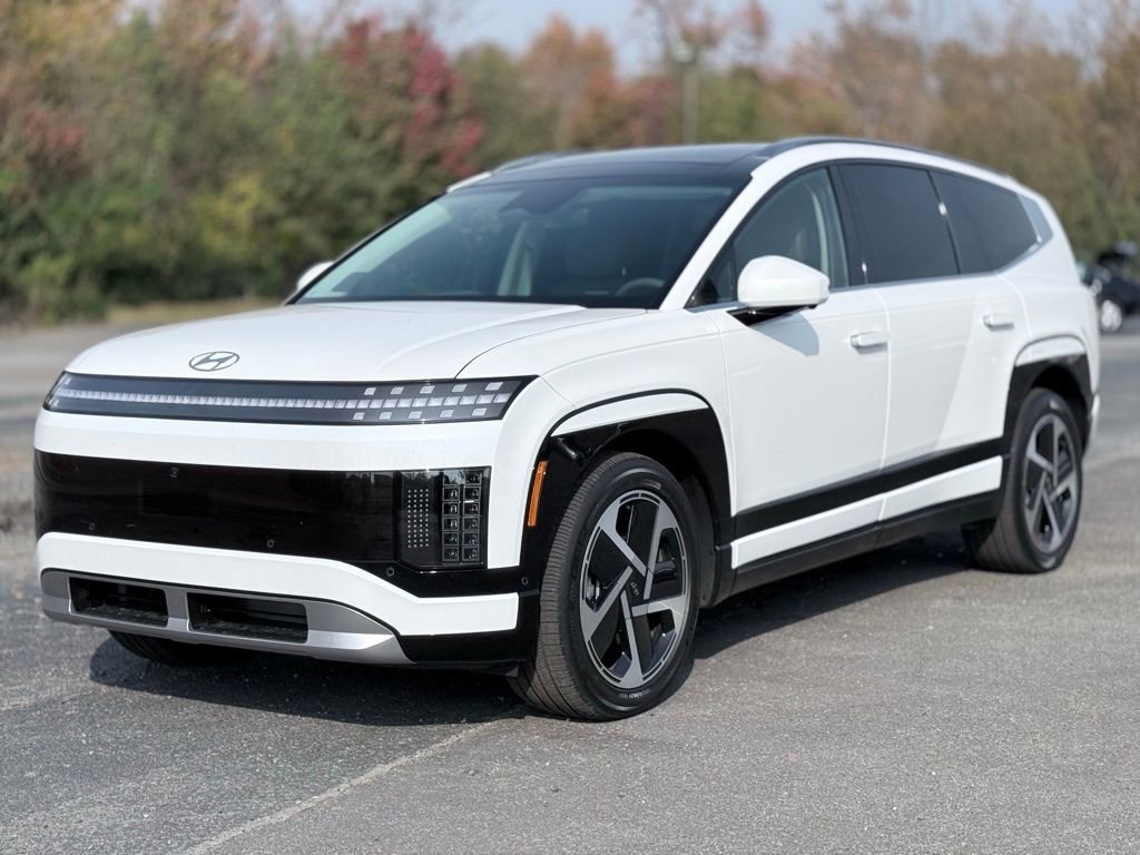 New 2026 Hyundai Ioniq 9 Limited image 3