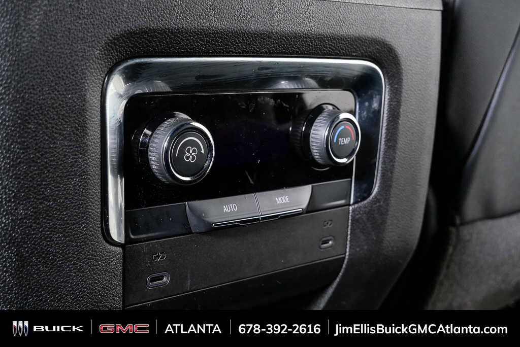 Used 2025 Chevrolet Tahoe LT image 19