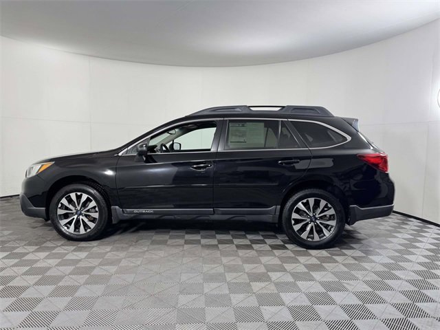 Used 2015 Subaru Outback 3.6R Limited image 11