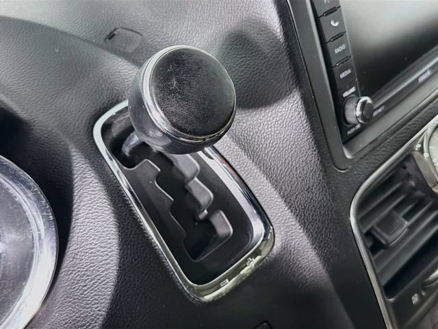 Used 2013 Chrysler Town & Country Touring FWD image 16