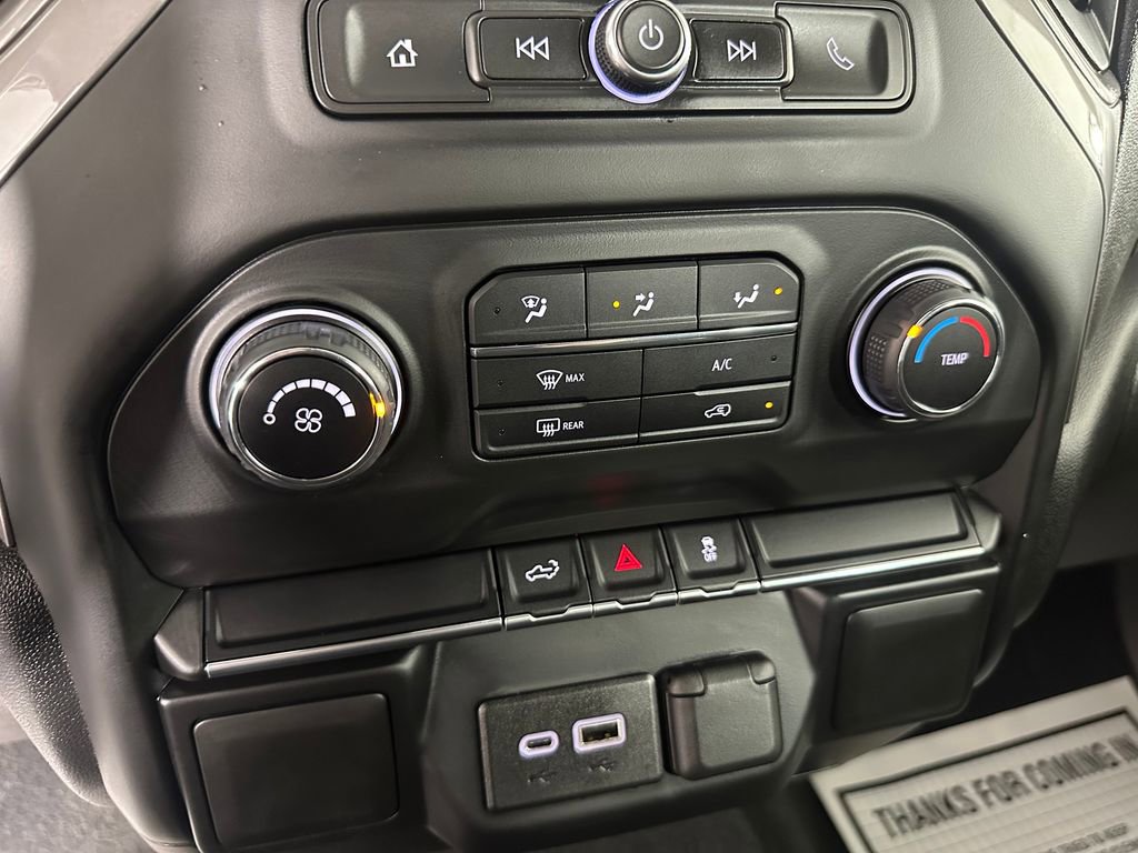 Used 2021 Chevrolet Silverado 1500 Custom AWD/4WD image 18