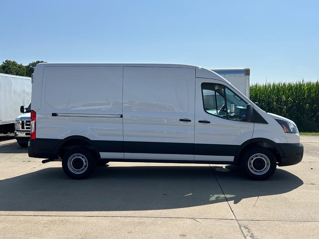 New 2025 Ford Transit 250 148 Medium Roof RWD image 30