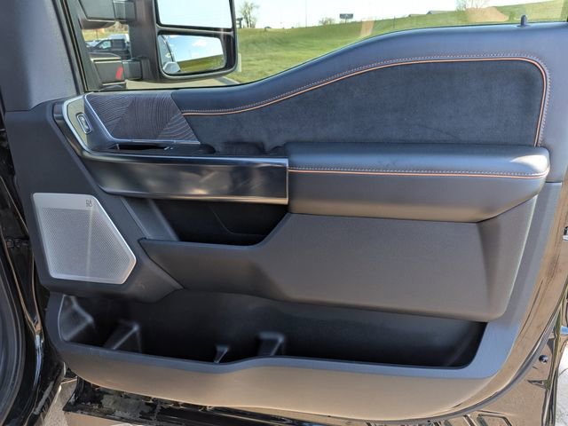 Used 2023 Ford F450 Platinum w/ FX4 Off-Road Package AWD/4WD image 16