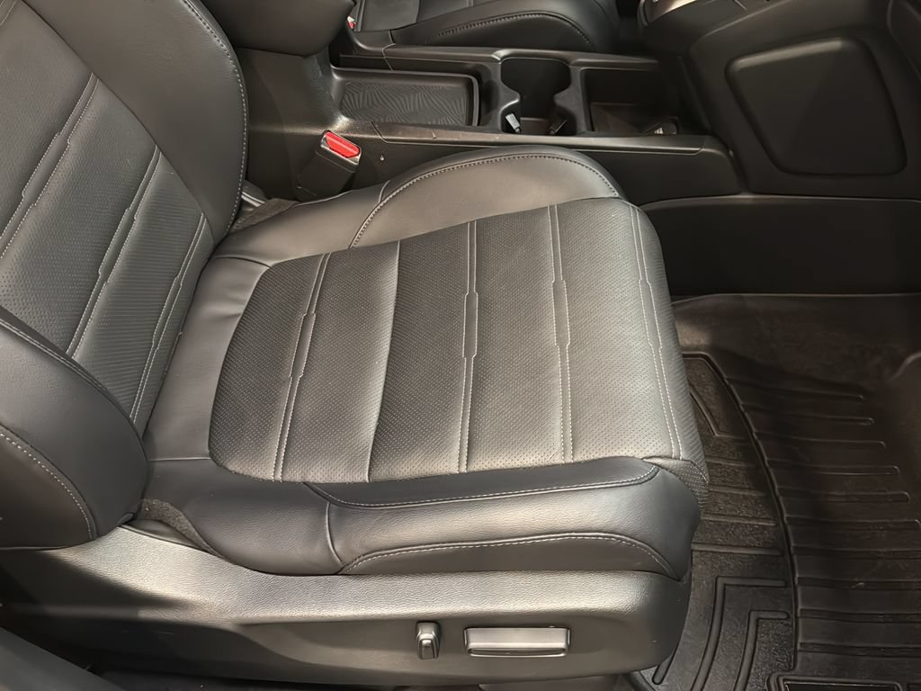 Certified 2018 Honda CR-V Touring image 21