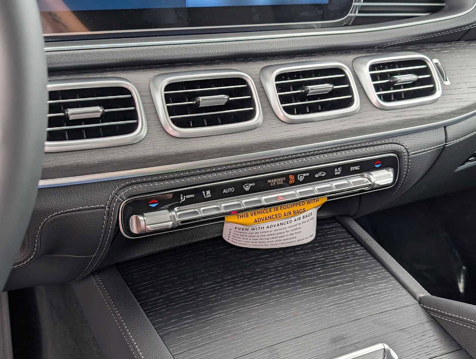 New 2026 Mercedes-Benz GLE 580 4MATIC image 13