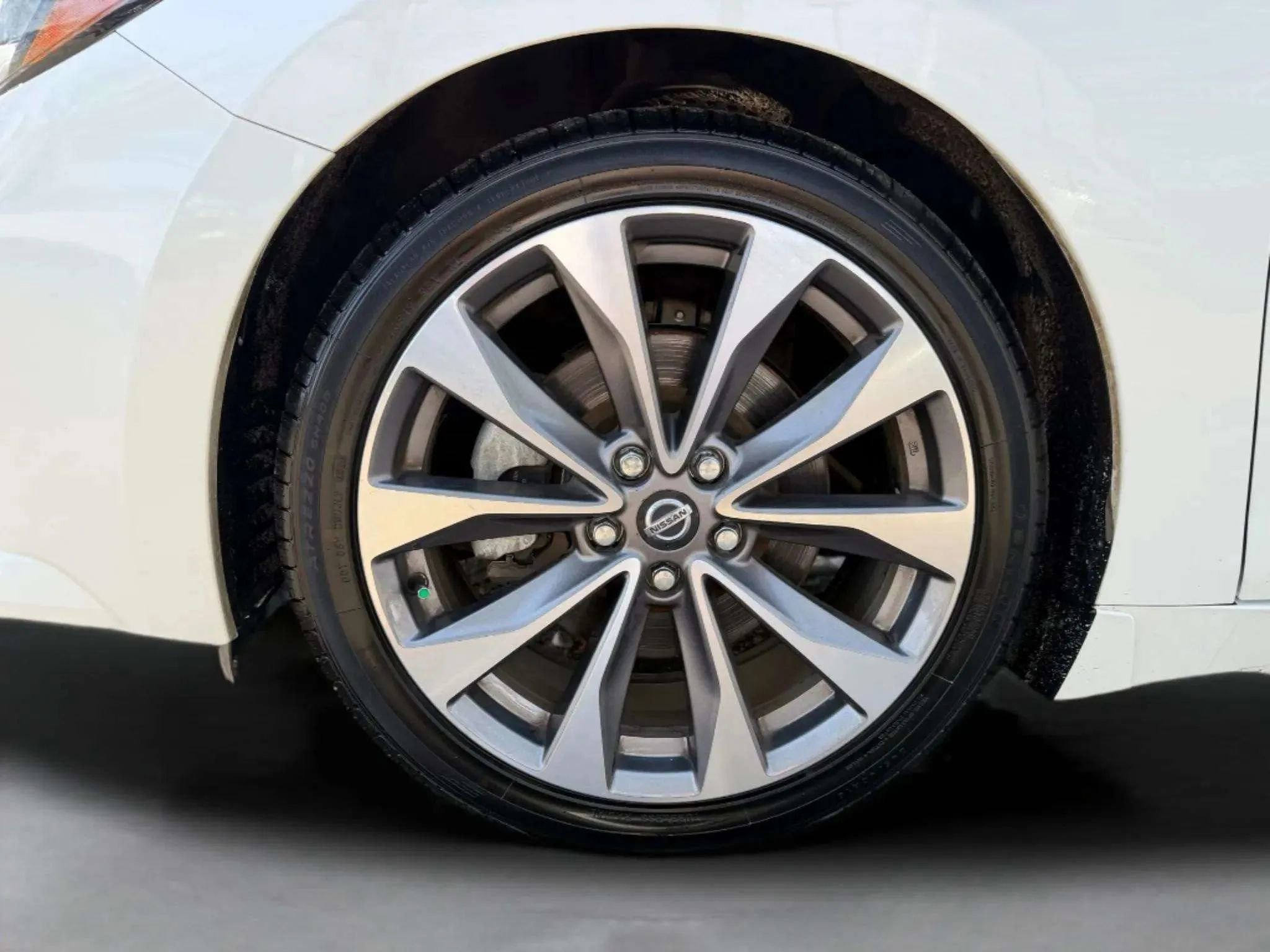 Used 2022 Nissan Maxima Platinum w/ Sport Mat Group image 36