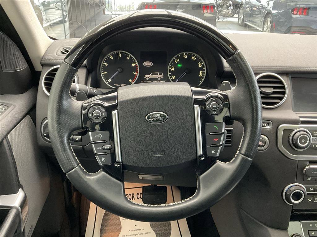 Used 2016 Land Rover LR4 HSE image 32