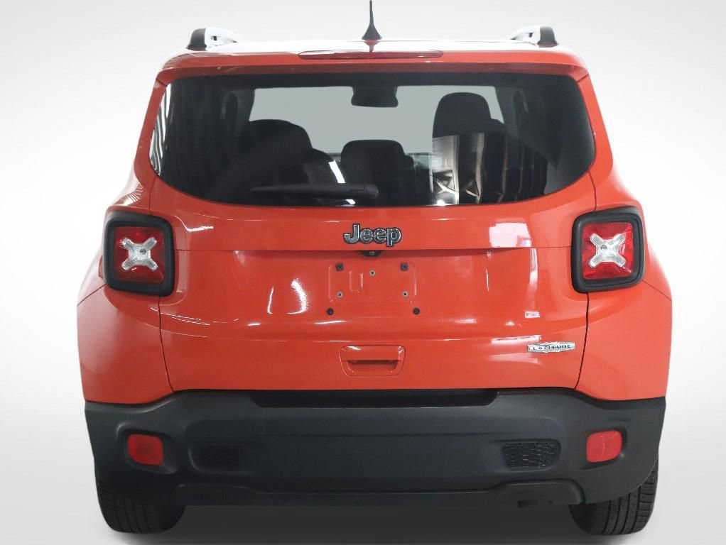 Used 2018 Jeep Renegade Latitude FWD image 40
