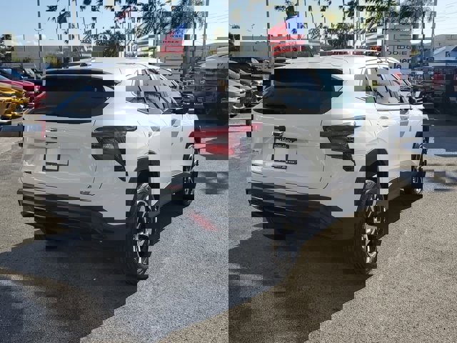 Used 2024 Chevrolet Trax RS image 7