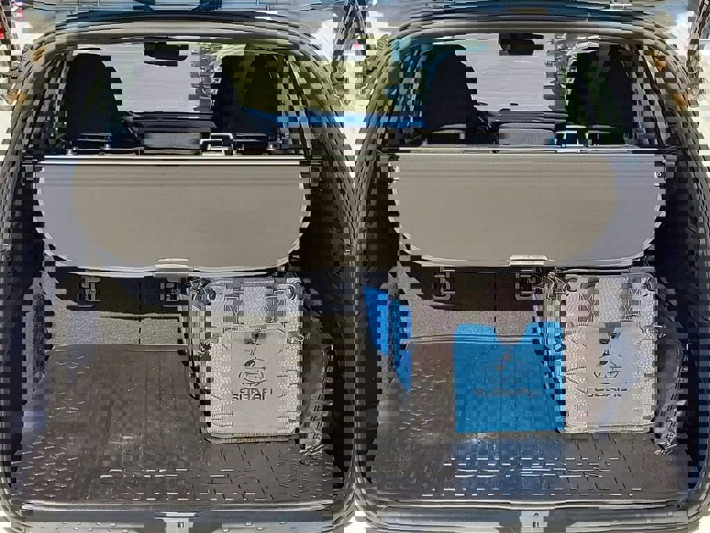 Used 2025 Subaru Outback Premium w/ Popular Package #1A image 12