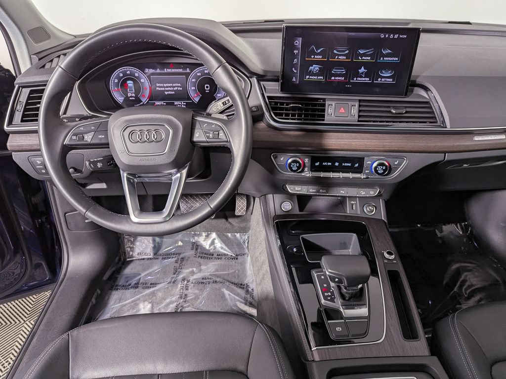 Used 2021 Audi Q5 2.0T Premium Plus AWD/4WD image 21