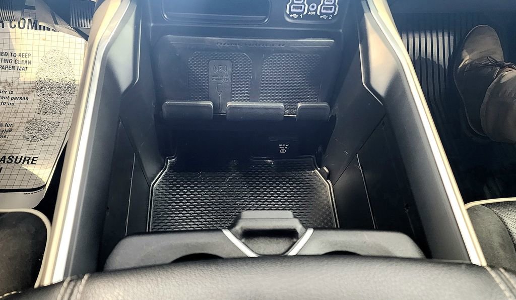 Used 2022 RAM 1500 Laramie image 22
