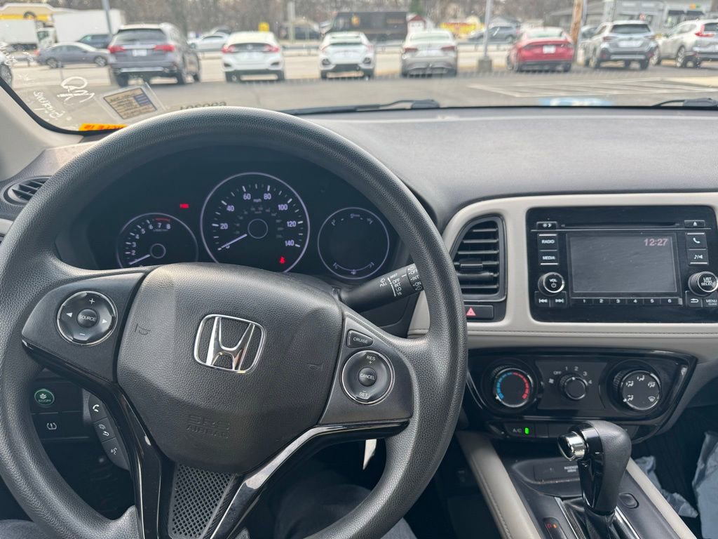 Used 2020 Honda HR-V LX image 12