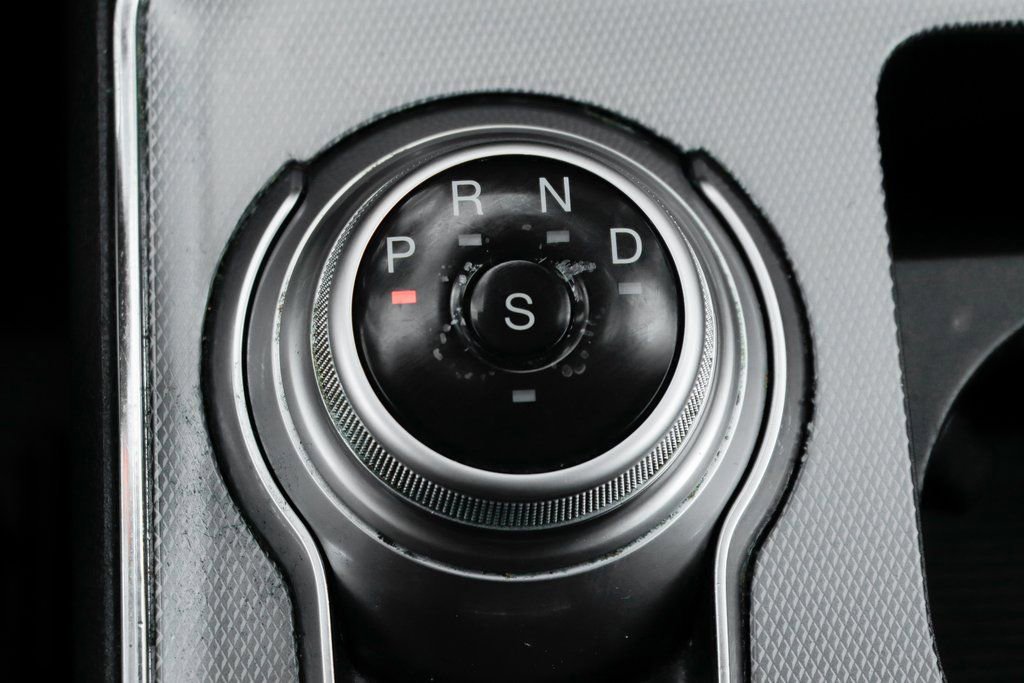 Used 2021 Ford Edge Titanium w/ Cargo Accessory Package image 43