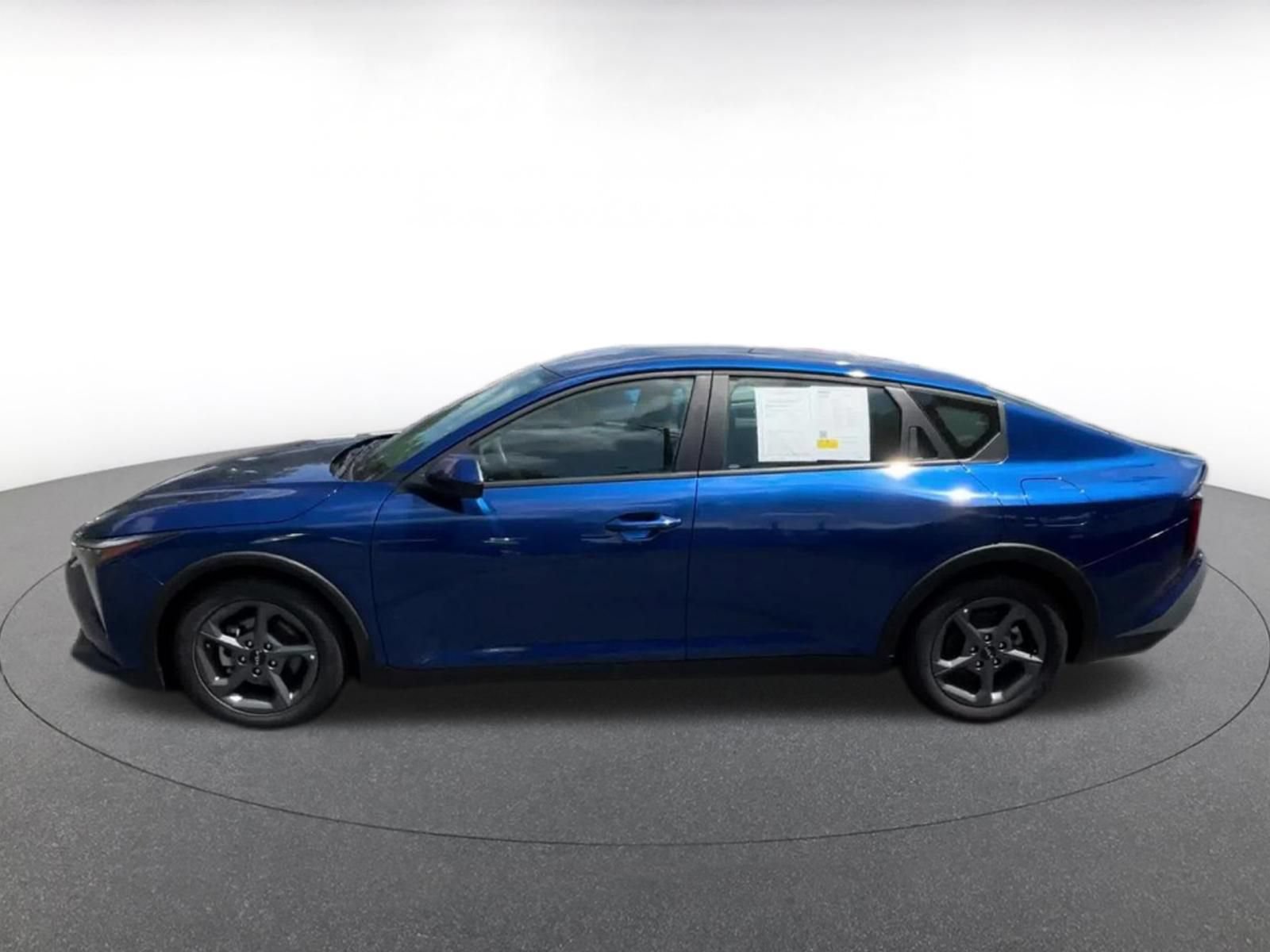 Used 2025 Kia K4 FWD image 9