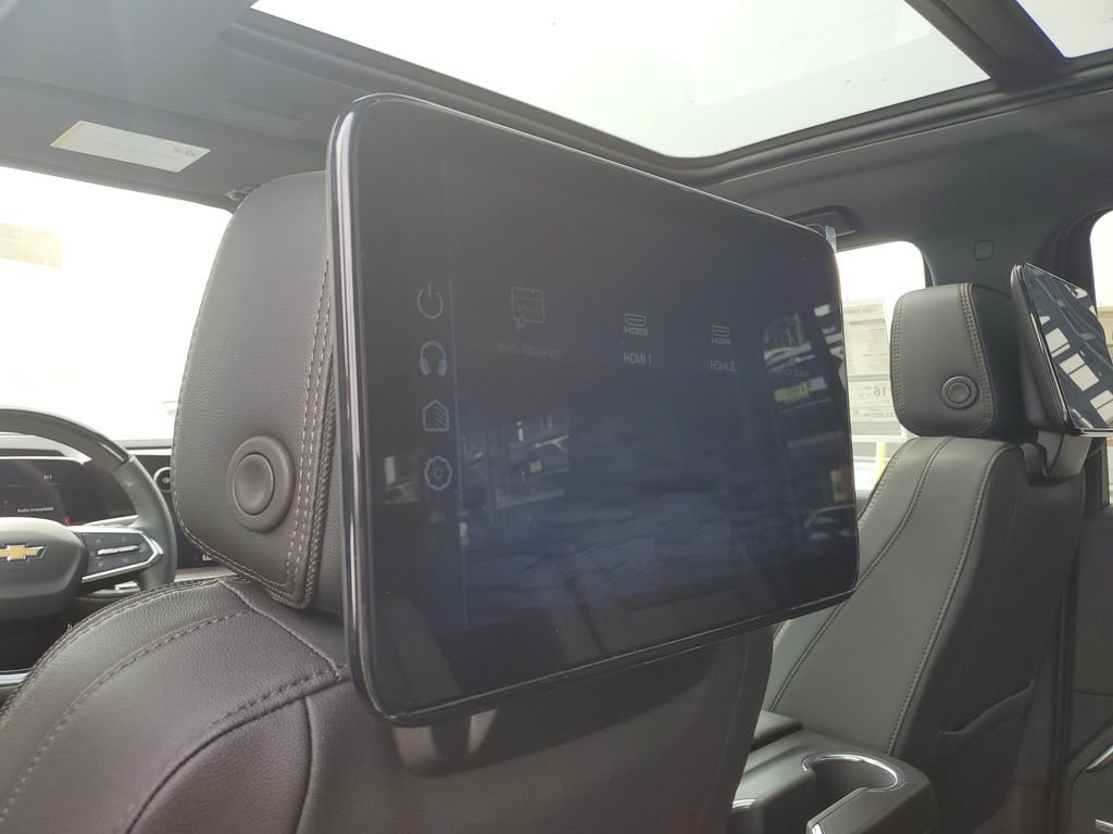 New 2026 Chevrolet Suburban High Country image 17