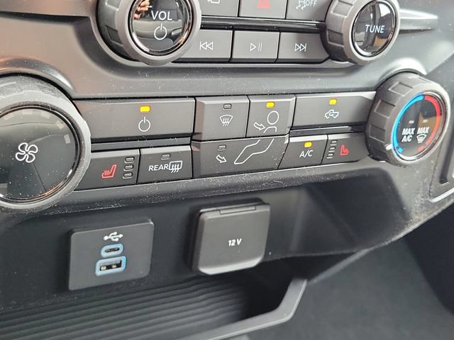 New 2026 Ford F350 XLT w/ XLT Premium Package AWD/4WD image 10