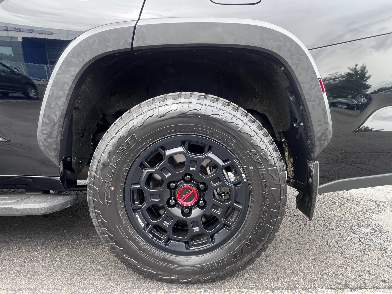Used 2025 Toyota Sequoia TRD Pro w/ Tow Technology Package AWD/4WD image 28