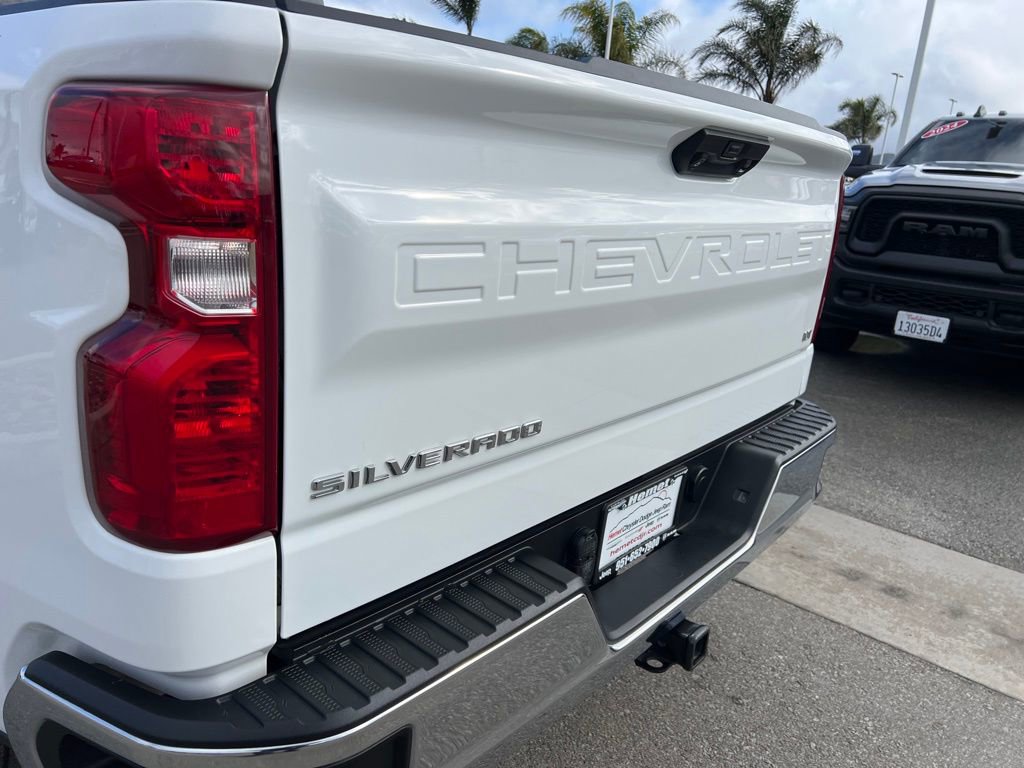 Used 2023 Chevrolet Silverado 1500 LT image 13