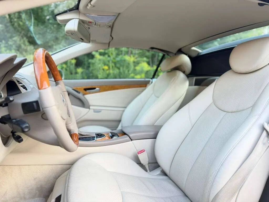 Used 2005 Mercedes-Benz SL 500 image 17