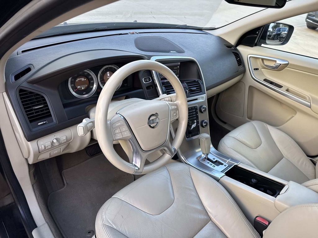 Used 2012 Volvo XC60 T6 image 19
