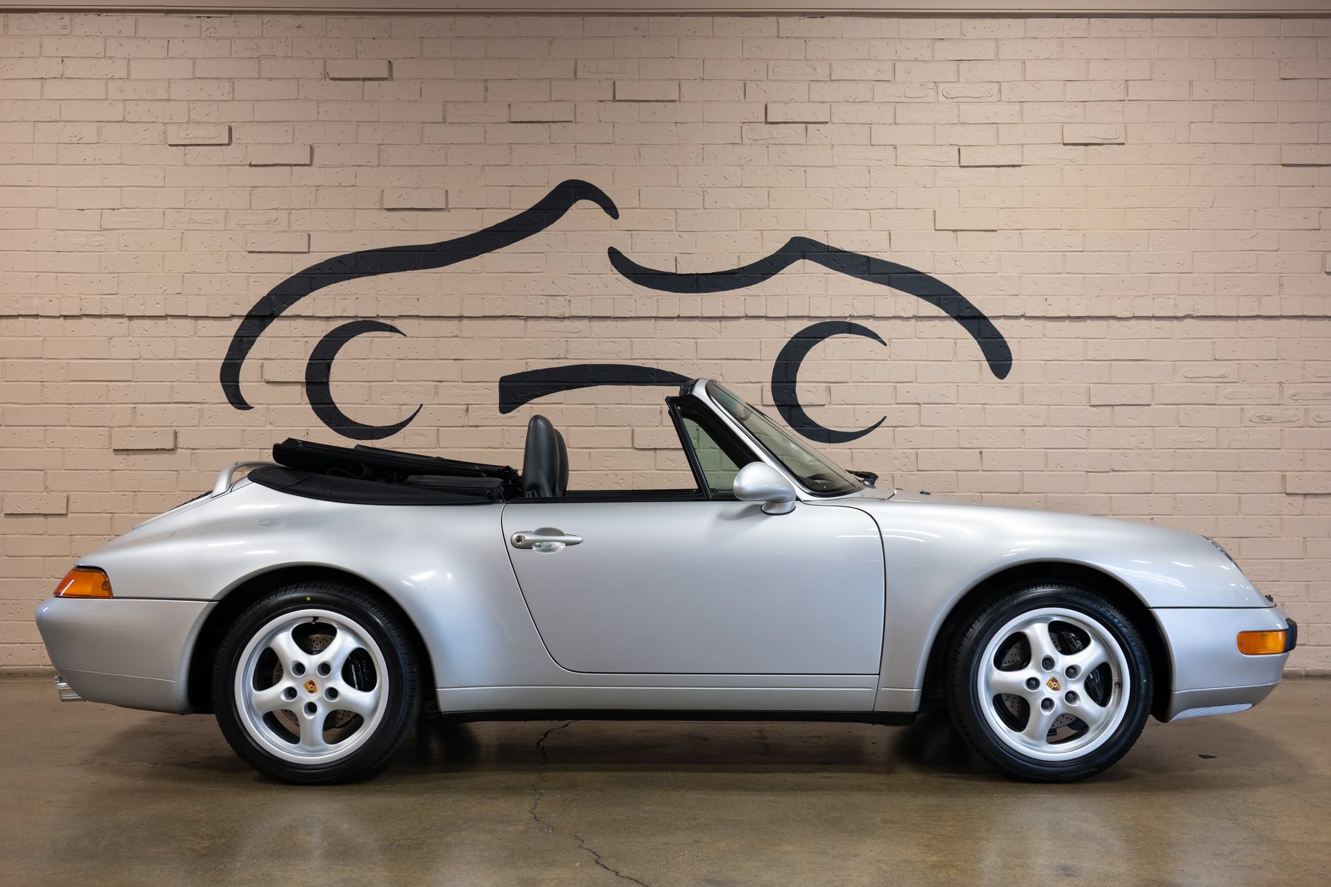 Used 1998 Porsche 911 Carrera RWD image 16