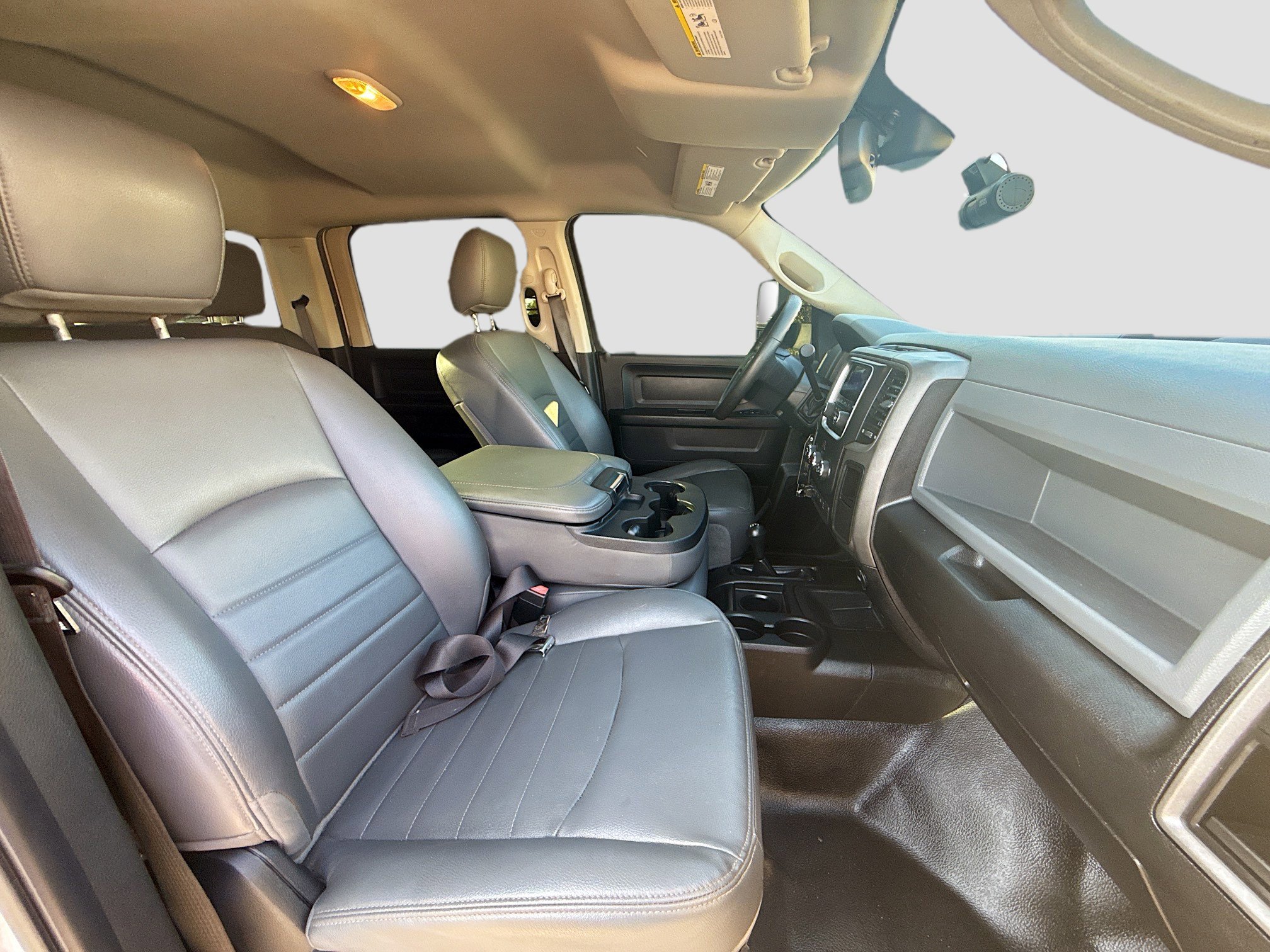 Used 2018 RAM 3500 Tradesman w/ Protection Group image 31