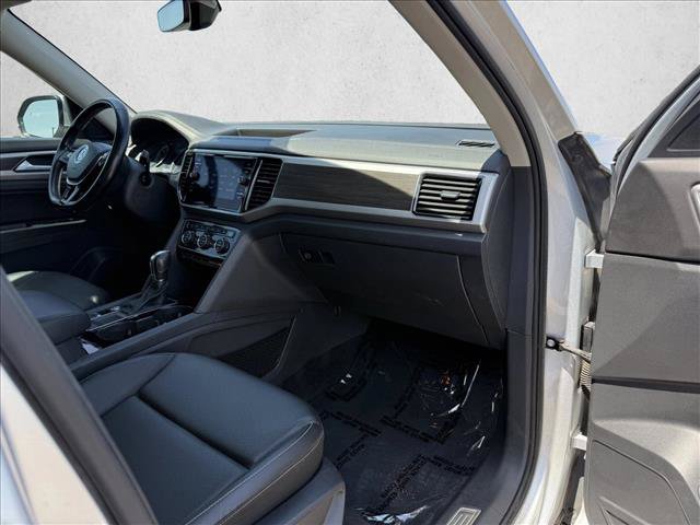 Used 2018 Volkswagen Atlas SEL FWD image 12