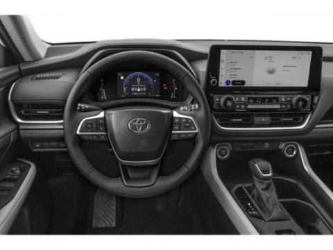 Used 2025 Toyota Grand Highlander AWD image 7