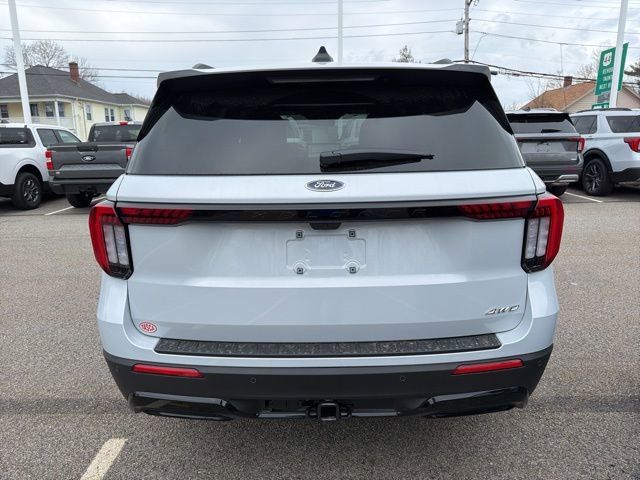 New 2026 Ford Explorer ST-Line image 4