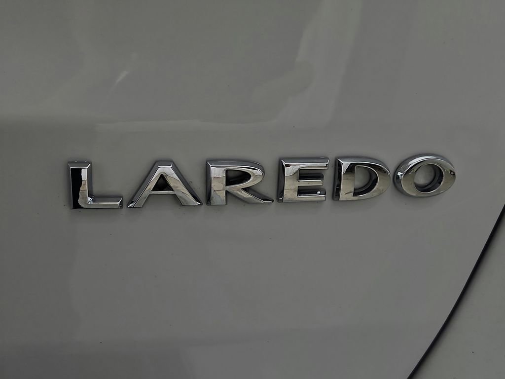 Used 2022 Jeep Grand Cherokee Laredo X image 34