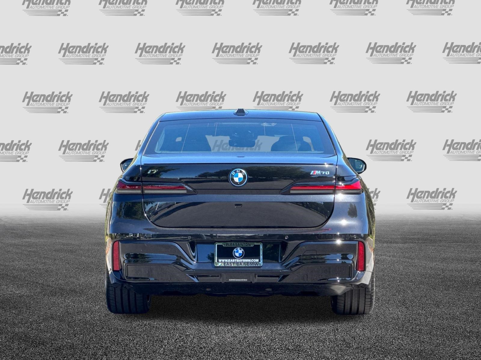 New 2026 BMW i7 M70 w/ Executive Package AWD/4WD image 6