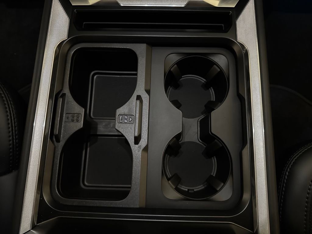New 2025 Ford F250 Platinum w/ Tremor Off-Road Package image 35