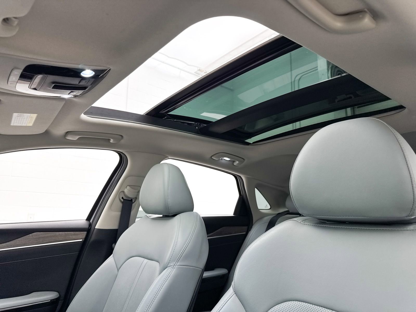 Used 2021 Kia K5 EX image 3