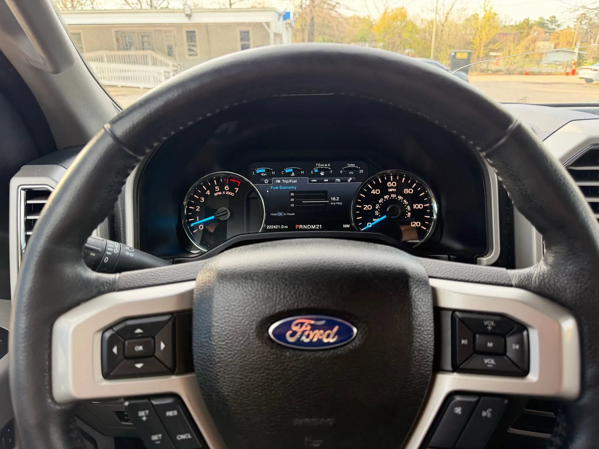 Used 2016 Ford F150 Lariat w/ Equipment Group 502A Luxury AWD/4WD image 13